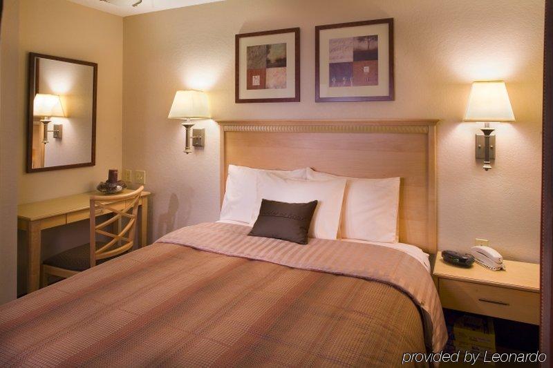 Candlewood Suites Lafayette By Ihg Habitación foto